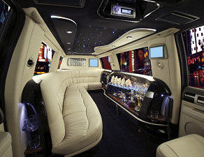 Navigator Limo Los Angeles.